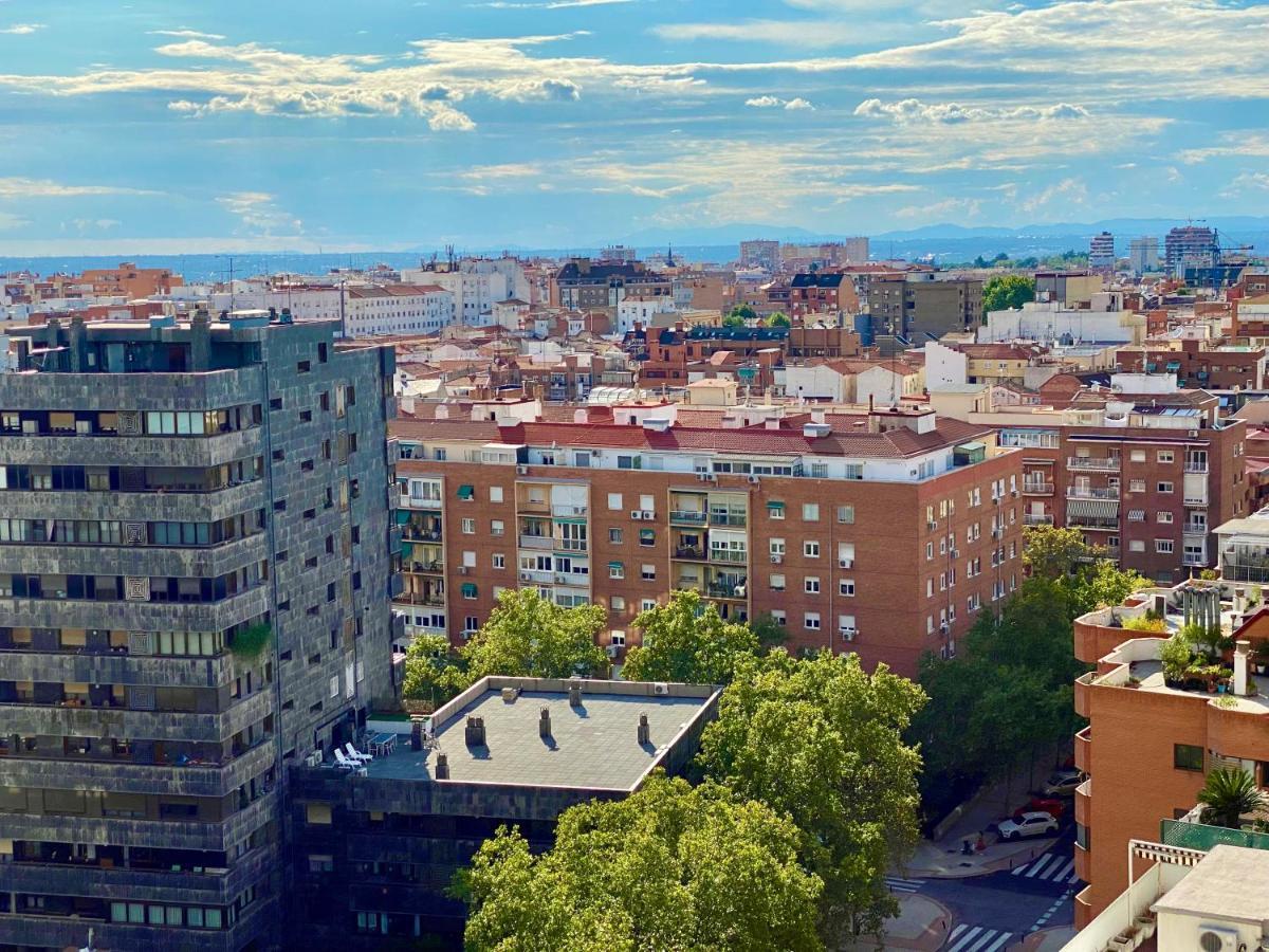 Ferienwohnung Charming Eurobuilding Skyline Madrid Exterior foto