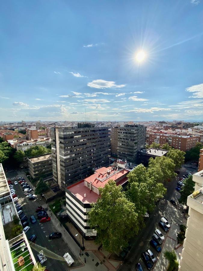 Ferienwohnung Charming Eurobuilding Skyline Madrid Exterior foto